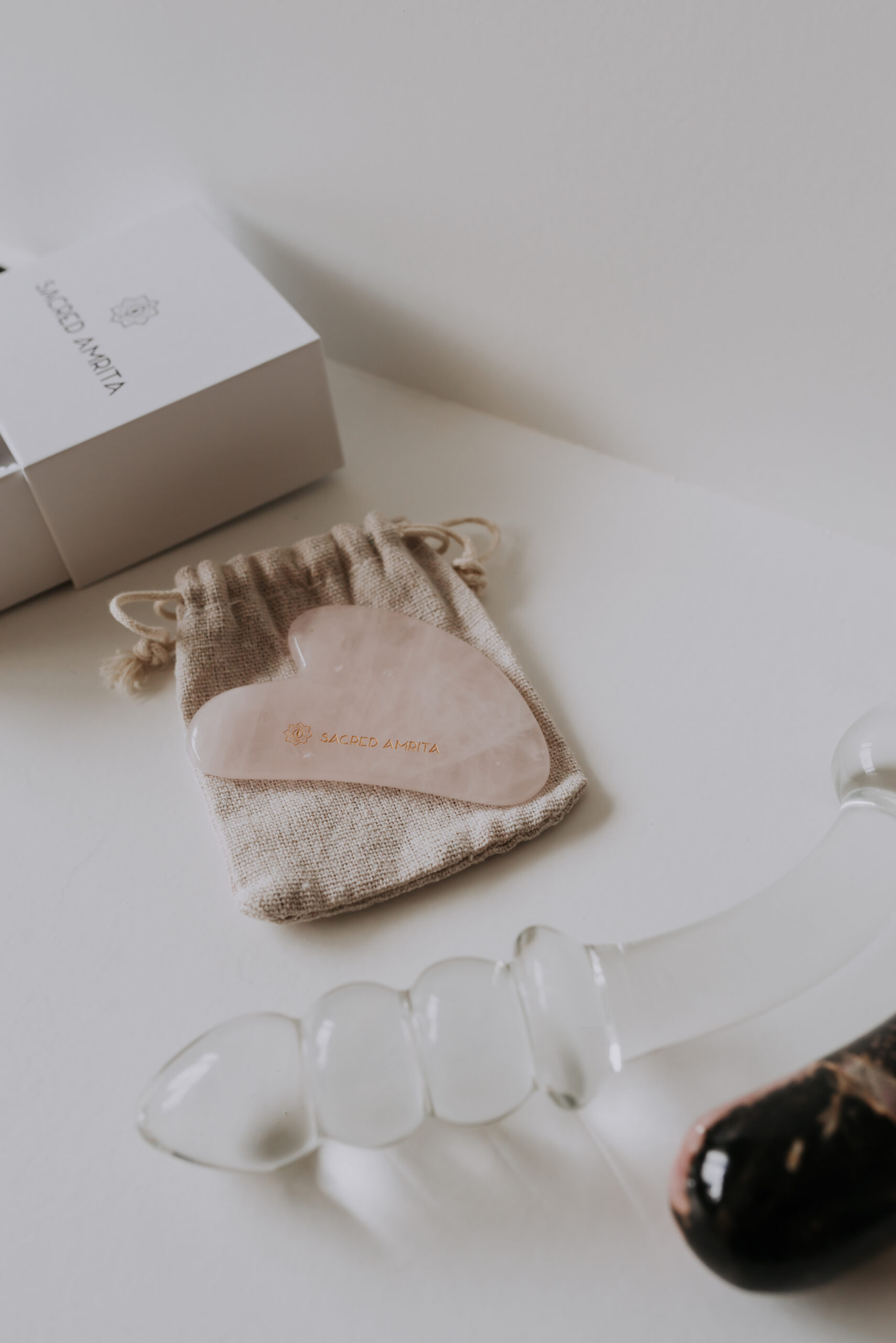 Roosast kvartsist gua sha - Image 4